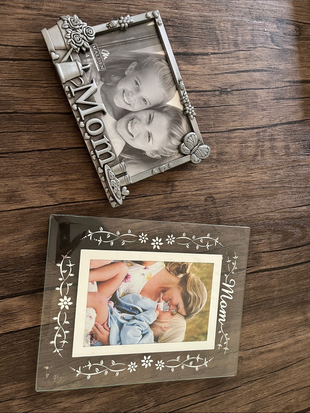 2 mom frames for the price of one